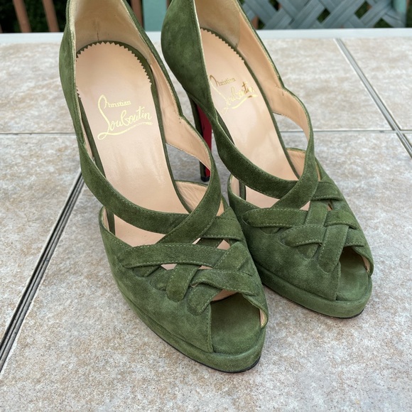 Christian Louboutin Drapanova green suede pumps - Picture 11 of 12